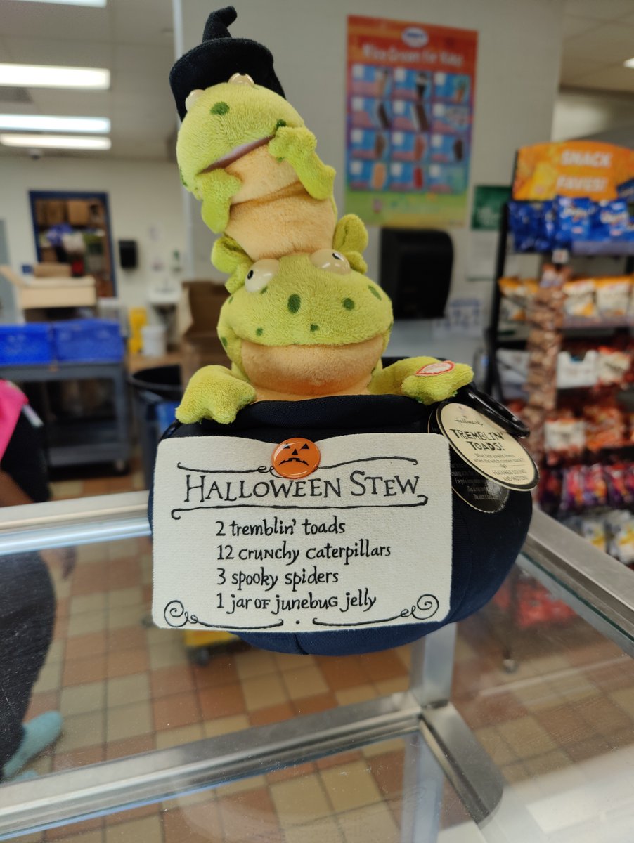 HillpointHusky's tweet image. Want some Halloween Stew??  #soundsdelicious #lunchmenu #cafeteria #HPLeadersofthePACK #webringtheFIRE🔥