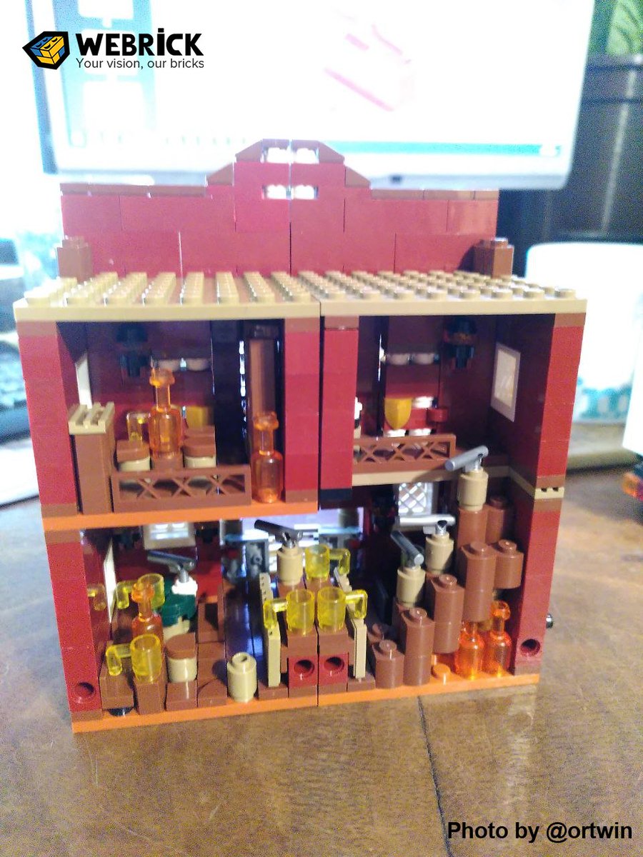 webrick_com's tweet photo. 🚁Unleash your imagination into the realm of mesmerising design with @ortwin's extraordinary work.
🧱Need bricks for your creation? 🧱Check out https://t.co/AIZm7MBACs! 
First time buying from Webrick and don’t know how to order the parts? Shoot us a DM!🚁

#webrick #moc #bricks https://t.co/SgPVGwjuqA