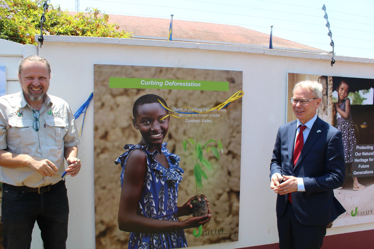 SwedeninZW's tweet photo. We are starting off our climate &amp; envt deep-dive by launching the Utariri photo exhibition. Intense discussions on the urgency of sustainable natural resource management &amp; biodiversity protection, conservation, and restoration. We must act now to ensure a healthy planet! https://t.co/w4Hm86NDBb