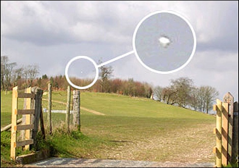 This strange object was captured above Chanctonbury Ring... could it be a UFO? 

This area has a whole host of strange activity, from abductions, UFO's, spirits and even the devil himself! 

What makes Chanctonbury such a hotspot? Find out in this weeks episode -out this Thursday