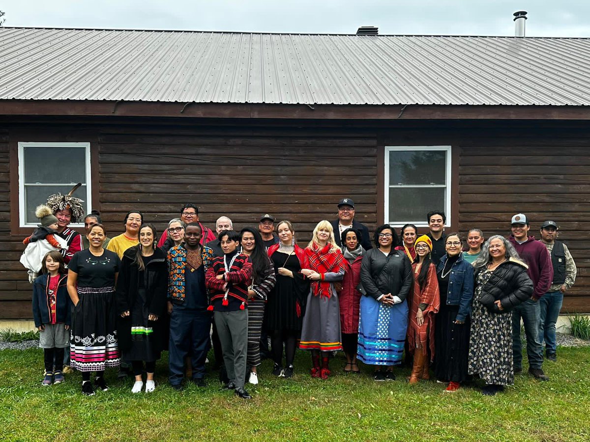 barmmyboy's tweet image. I am incredibly grateful to be part of this amazing cohort of indigenous storytellers from around the world. Many thanks to the amazing Akwesasne Mohawk community for such a warm welcome and generosity.
 #Indigenousfilms ##Indigenousclimateaction #reciprocity