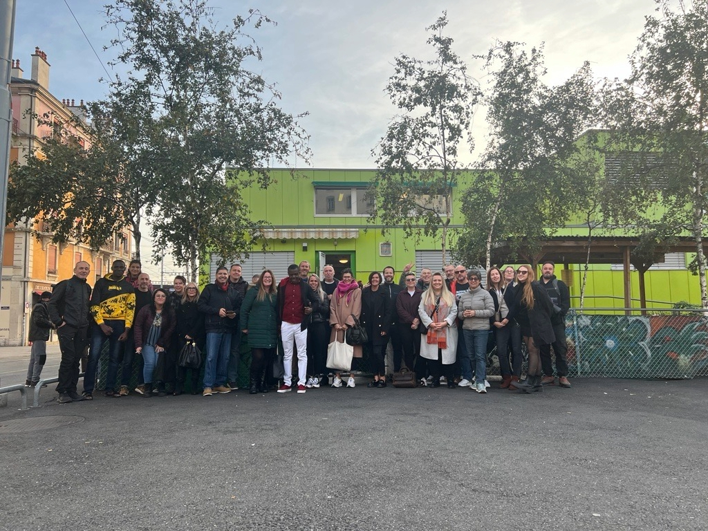 @NHS_APA @INHepSU The #HepCULater team have been privileged to be involved in the #INHSU2023 Community Day planning. The day started with a visit to Première Ligne in Geneva which offers a safe drug injection space and so much more. Great learning to bring back and share across @NHS_APA @INHepSU