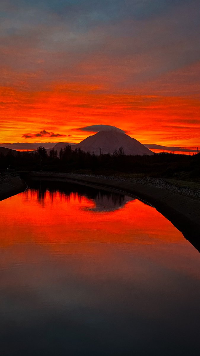 Errigal Rua <a href="/CaisleainOirHot/">Caisleain Oir Hotel</a> 
What a fantastic view this morning.
#wild Atlantic way
#who loves donegal
#annie mc ginley i miss you ❤️