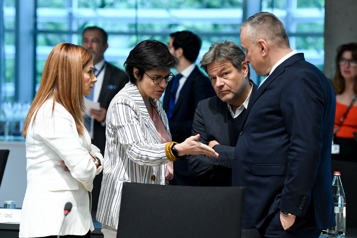 MaltainEU's tweet photo. Meetings @EUCouncil continue today in Luxembourg, with #EU #energy Ministers focusing on reaching a negotiating position on the electricity market design and winter preparedness. https://t.co/hGC7cMdhye