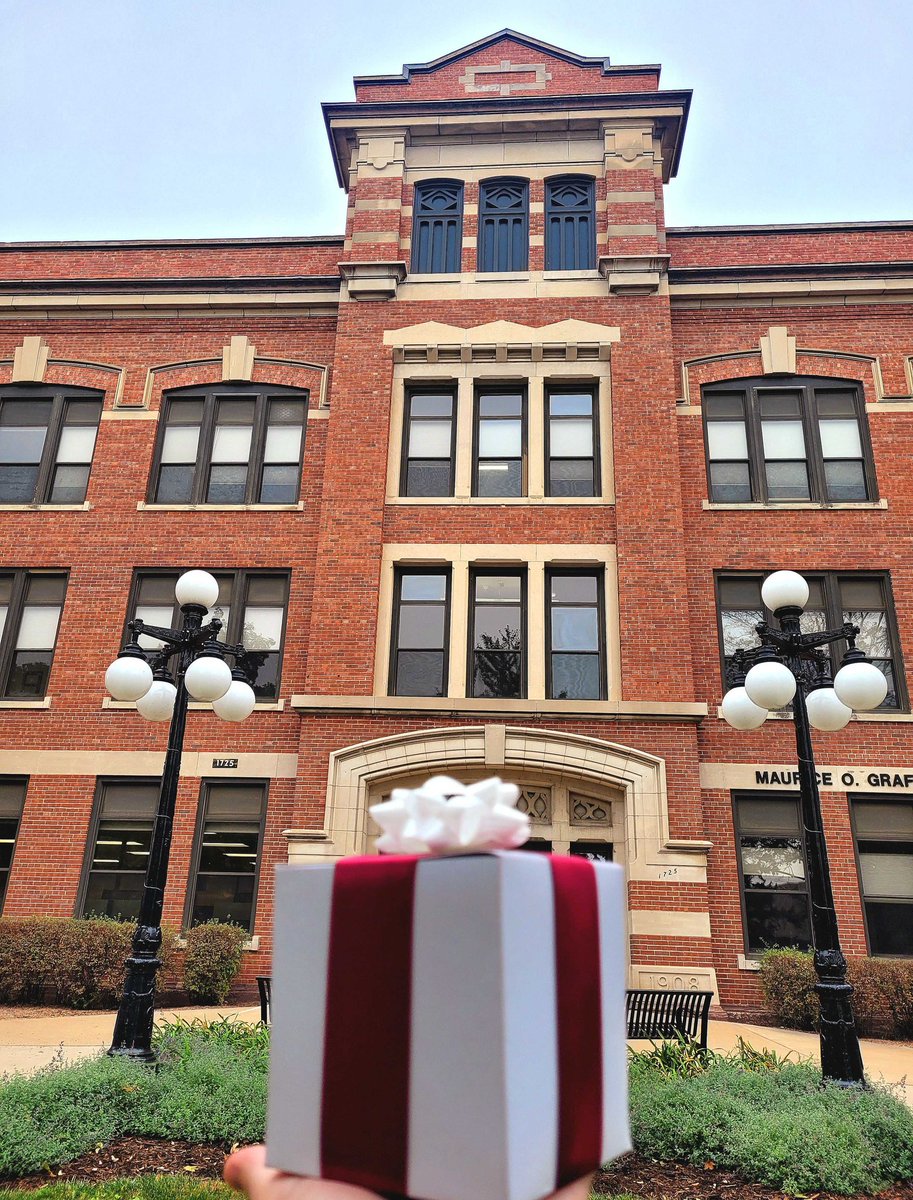 UWLaCrosse's tweet photo. π One Day for UWL Challenge 1: 2,000 donors
π² 15K will be unlocked EACH time we reach a donor level: 1,000,1,500, and 2,000 donors! Give now: https://t.co/o4ALBWz9ip
π¦
Your gift of any amount can help unlock up to $45,000 in support of student scholarships! #livemaroon https://t.co/C7XETHnstt