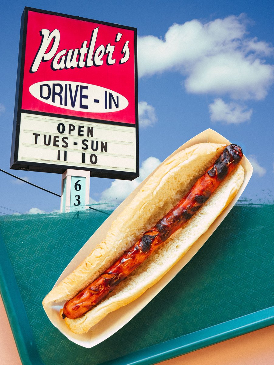 Sahlens's tweet photo. From Texas Hots to flavor-filled #footlongs, Paulter’s #DriveIn has your favorite Sahlen’s Hot Dogs. Prepared #fresh &amp; on site since #1958, Paulter’s Drive-In is WNY’s family-friendly spot serving up great food. Come by &amp; order Sahlen's #HotDogs today! 😋 https://t.co/KoQa2gMyMK