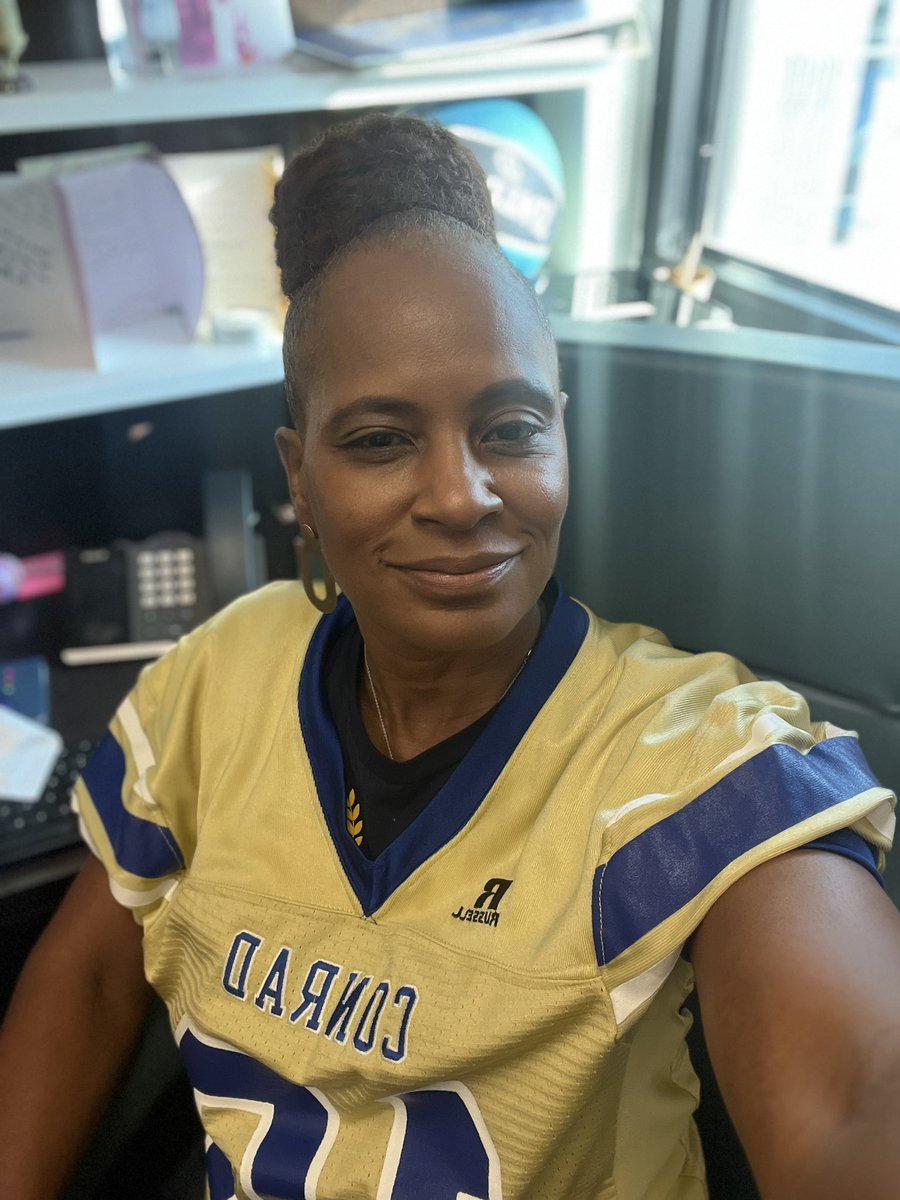 Principal Deboskie's heart-driven leadership empowers teachers to be incredible for our students. Her 'growing by one' approach creates a culture of love, leading to remarkable student achievement. #PrincipalDeboskie #EmpoweringLeadership #StudentSuccess