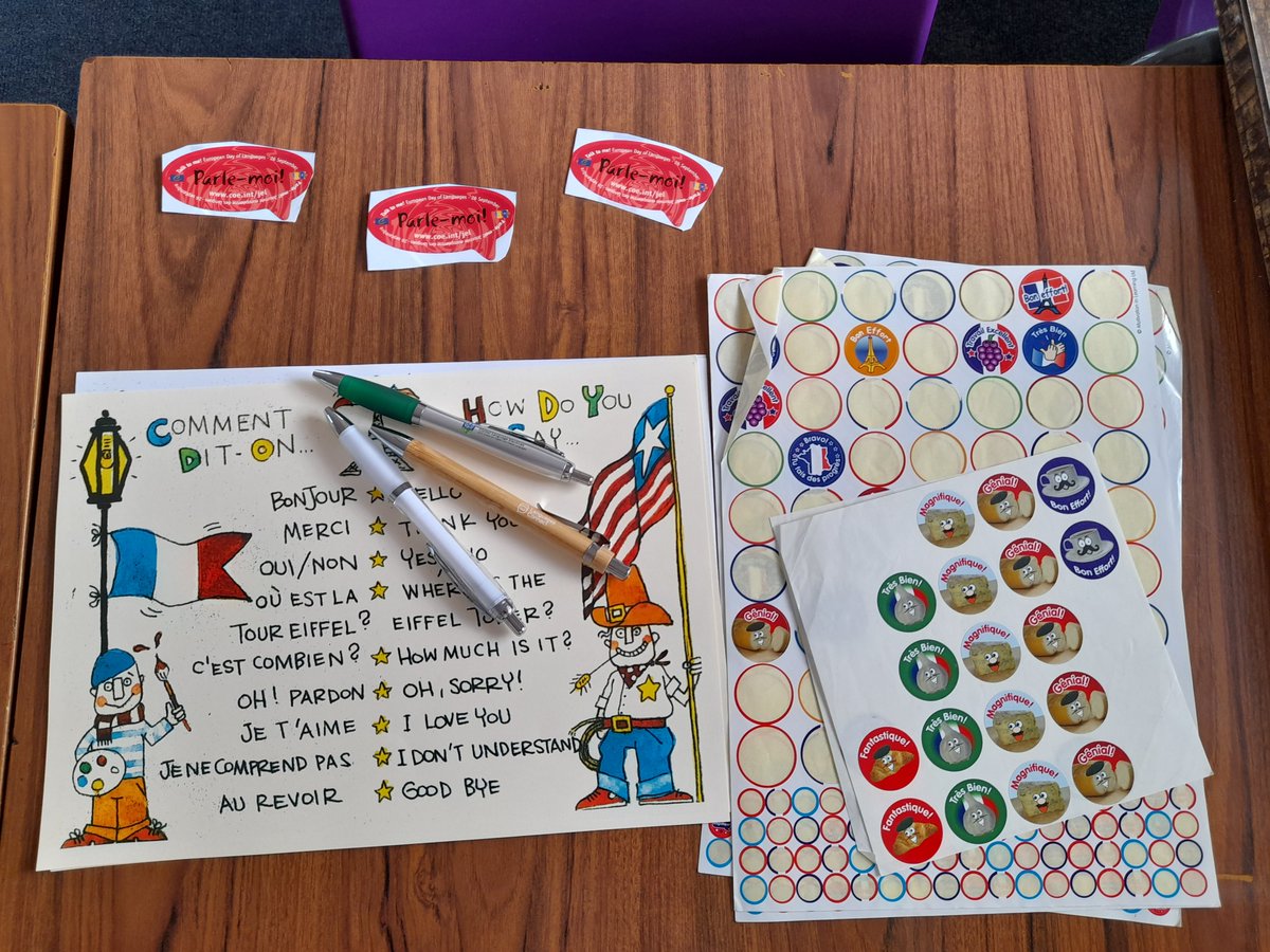 MarysFrenchDept's tweet photo. Treats, games and Halloween craft at yesterday's French club! Students went home with a certificate, stickers and a useful vocabulary sheet. https://t.co/4WDT4HQMhv