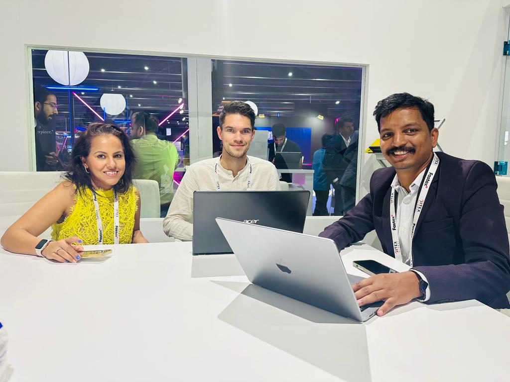 pixbitsolutions's tweet photo. 🚀 Day 2 at #Gitex - The tech talk continues! 🌟

Join us at our electrifying stall, where innovation meets conversation. 🔌💬 Let's dive deep into the world of technology and explore the future together. From cutting-edge solutions to visionary insights, we've got it all! 💡💻 https://t.co/gEG2yjO9Tw