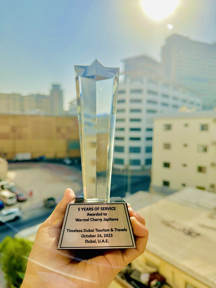 honeyjapitana's tweet photo. Thank you Lord God. ๐
#blessed #5yearsofservice #serviceaward #loyalty #plaque #award https://t.co/0n1WlTgFTs