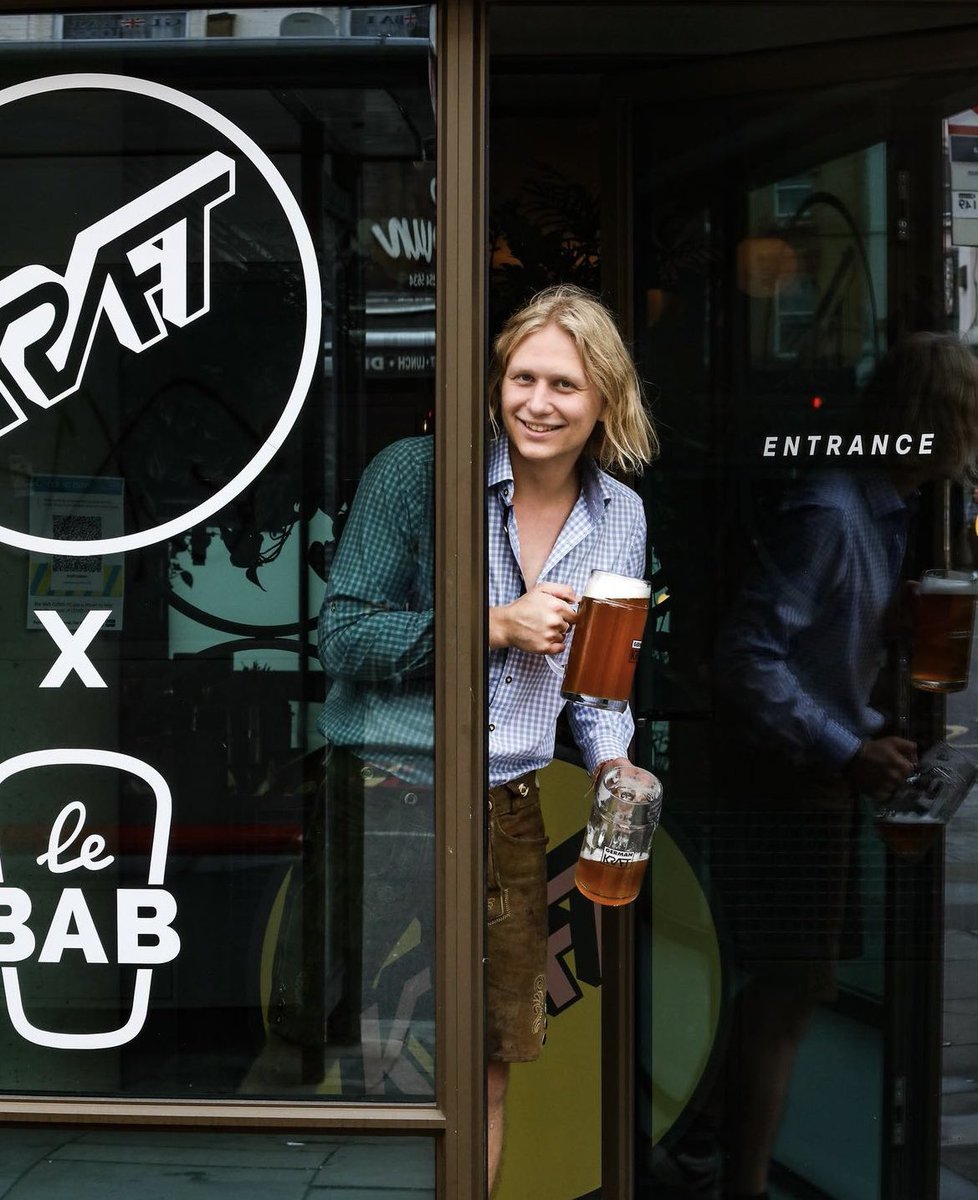 GermanKraftBeer's tweet photo. Get ready for a hybrid Oktoberfest this weekend at Kraft Dalston! 🍻🥨
———
#Dalston #craftbeer #beerlondon #craftlondon #craft #london #kingsland #kraft #germankraft #bier #beer #kraftbeer #lebab #jimandtonic #locke #lockehotels https://t.co/HXLxEaTAcg
