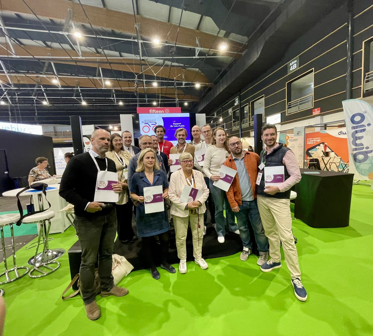 Présentation du 1er Rapport du Vélo Public par Nicolas Roussel, président de l’Association des acteurs du vélo public, sur l’espace des Mobilités Actives !