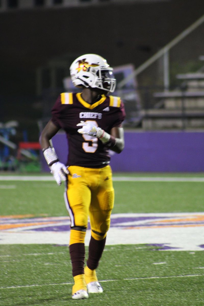 coach_jcurtis's tweet image. Wake up college coaches! 
2024 WR Cam Davis Natchitoches Central is leading the state in almost every category! Where are you guys at? 

Cam Davis State Rankings
#1    61 receptions 
#1    In receiving touchdowns 
#2    In receiving yards

hudl.com/v/2LxXR2