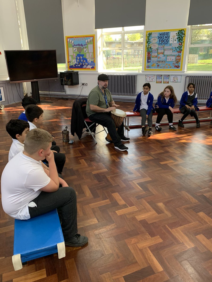 LFP_MrsC's tweet photo. #LFP5SC are so excited to start playing the African drums. These drums are called Djembe which means ‘together peacefully’ so they happy drums! @Lea_Forest_HT @lea_forest_aet @BirminghamEdu @AETAcademies https://t.co/oObfy28T8W