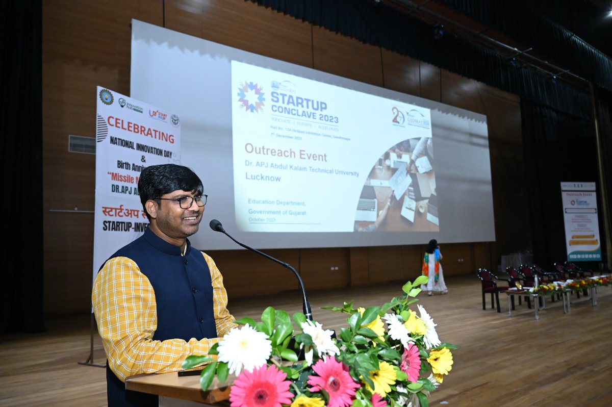 Engaged with bright young minds in Lucknow, celebrating Dr. APJ Abdul Kalam's birth anniversary and the Startup Conclave 2023 outreach event. Kudos to the joint efforts of the Education Department, Government of Gujarat, and Innovation Hub UP!