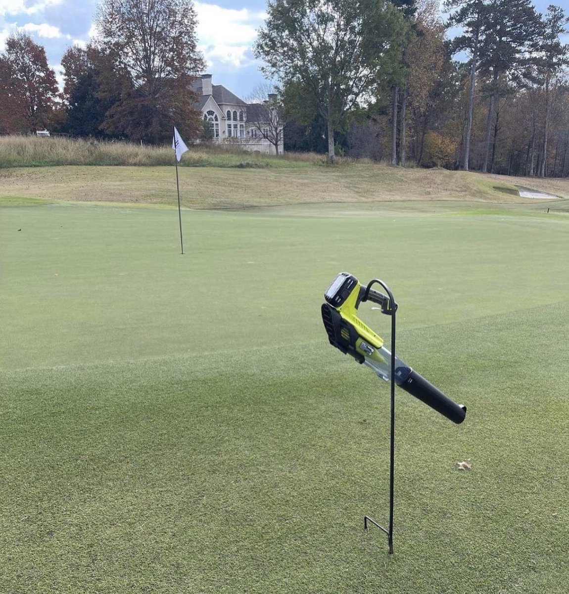 Shooter McGavin tweet media