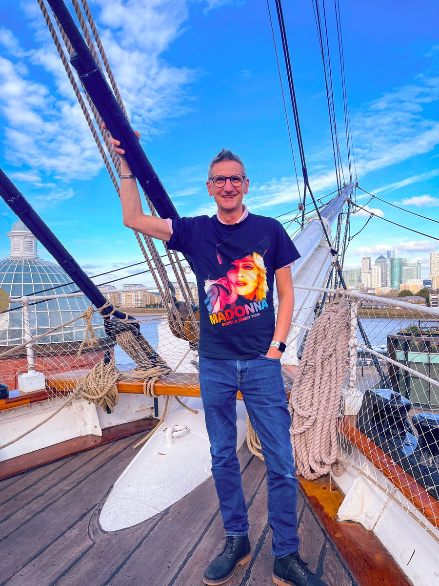 StuartLilley2's tweet photo. On a voyage to see @Madonna on the Cutty Sark 
#madonna #MadonnaCelebrationTour #stickyandsweet #selfie https://t.co/PDfUPiLgSj