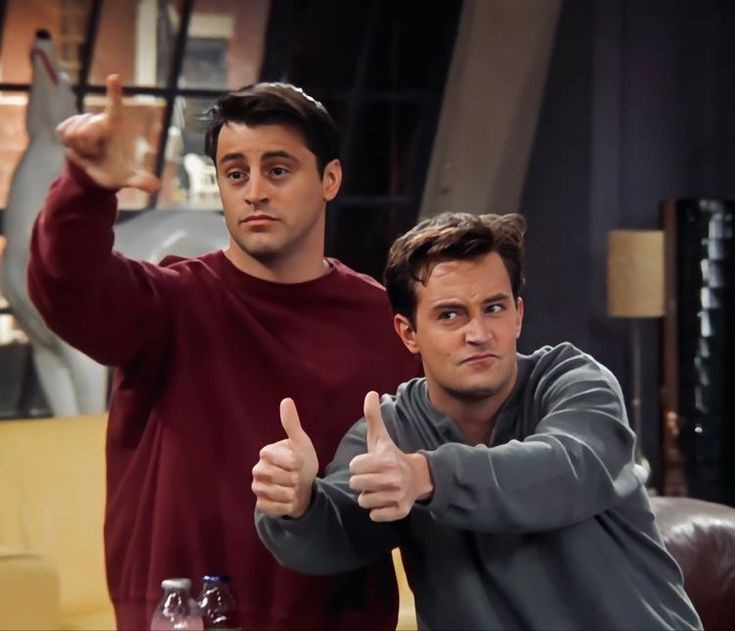 ChandlerBing_12's tweet photo. Joey Tribbiani &amp; Chandler Bing (1998) https://t.co/OEuyEvKT4G