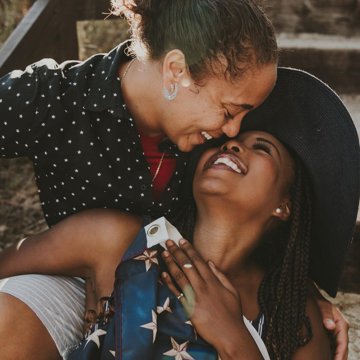 evollgbt's tweet photo. Amazing couple: @elliotartanddesign & @everywherewitheryn 💕
📸 @kaplan.photographyy
#coupleonocean #couple #coupleshoot #couplesgoals #couplecourse #couplescollective #cutecouples #cutecouple #cutelesbians #lesbians #lesbiansofinstgram https://t.co/t1b4tvqcWL
