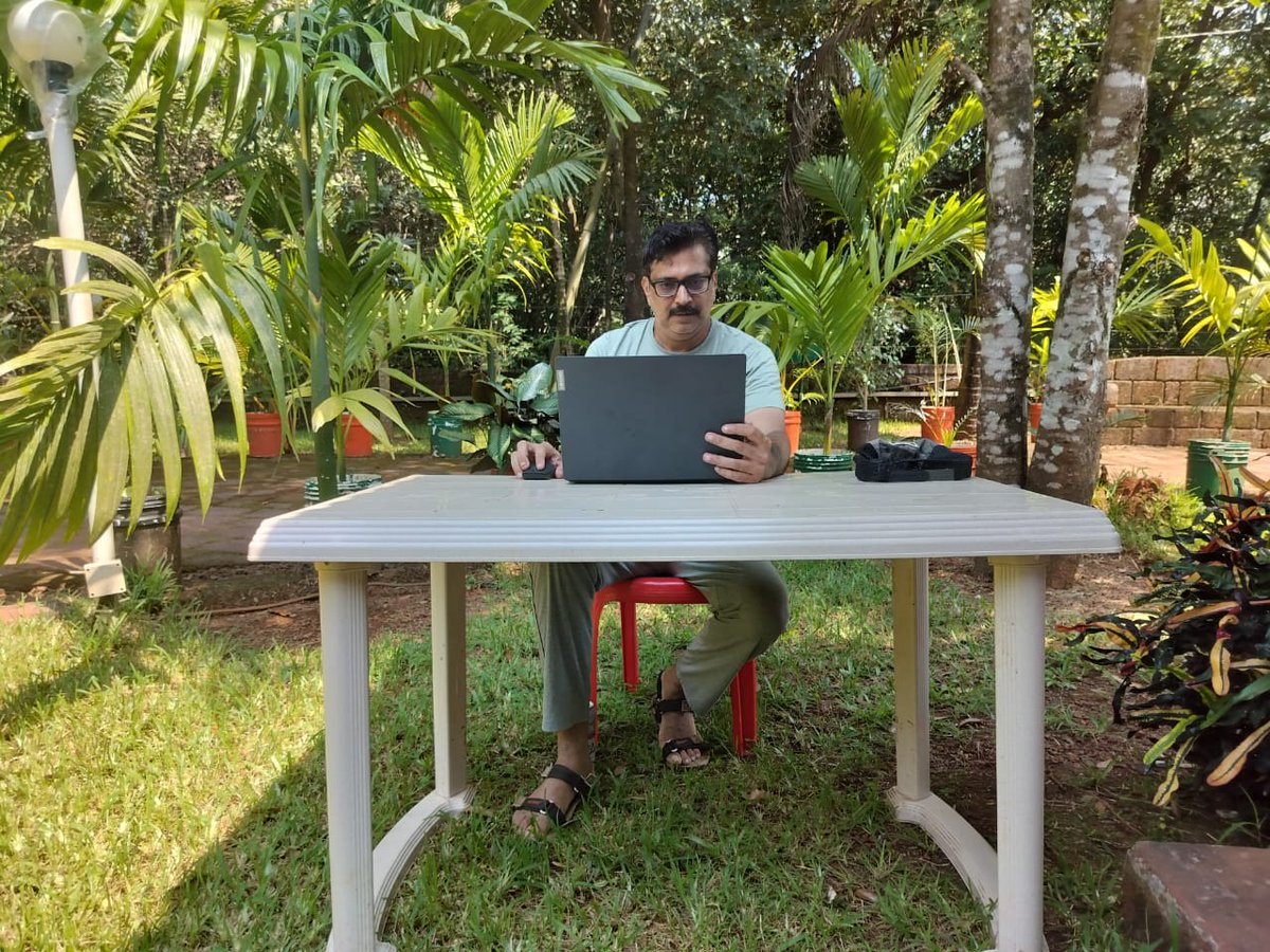 intermindsol's tweet photo. Depending on the design brief, our Co-Founder &amp; Design Head choose a location that complements it. This is at Marg Tamhane in Ratnagiri, Konkan. Where was your #SoftwareUI or #CorporateWebsite designed?

#intermind #websitedesign #digitalsolutions #CreativeWorkspace #uiuxdesign https://t.co/Oxl08Wzcpp
