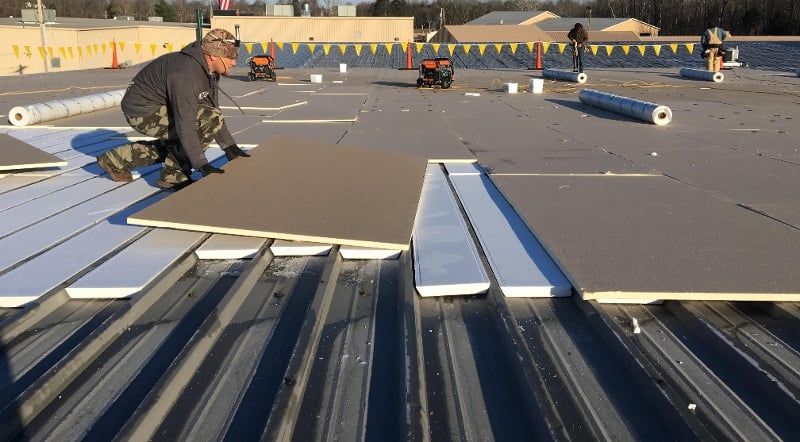 Keystone_CGI's tweet image. Extend your metal building with Keystone's TPO Metal Retrofit Roof Systems!  Combining durability and energy efficiency, these systems are perfect for metal buildings. Reach out today at 281-302-6738 or visit keystonecgi.com. #CommercialRoofing #TPOMetalRoof