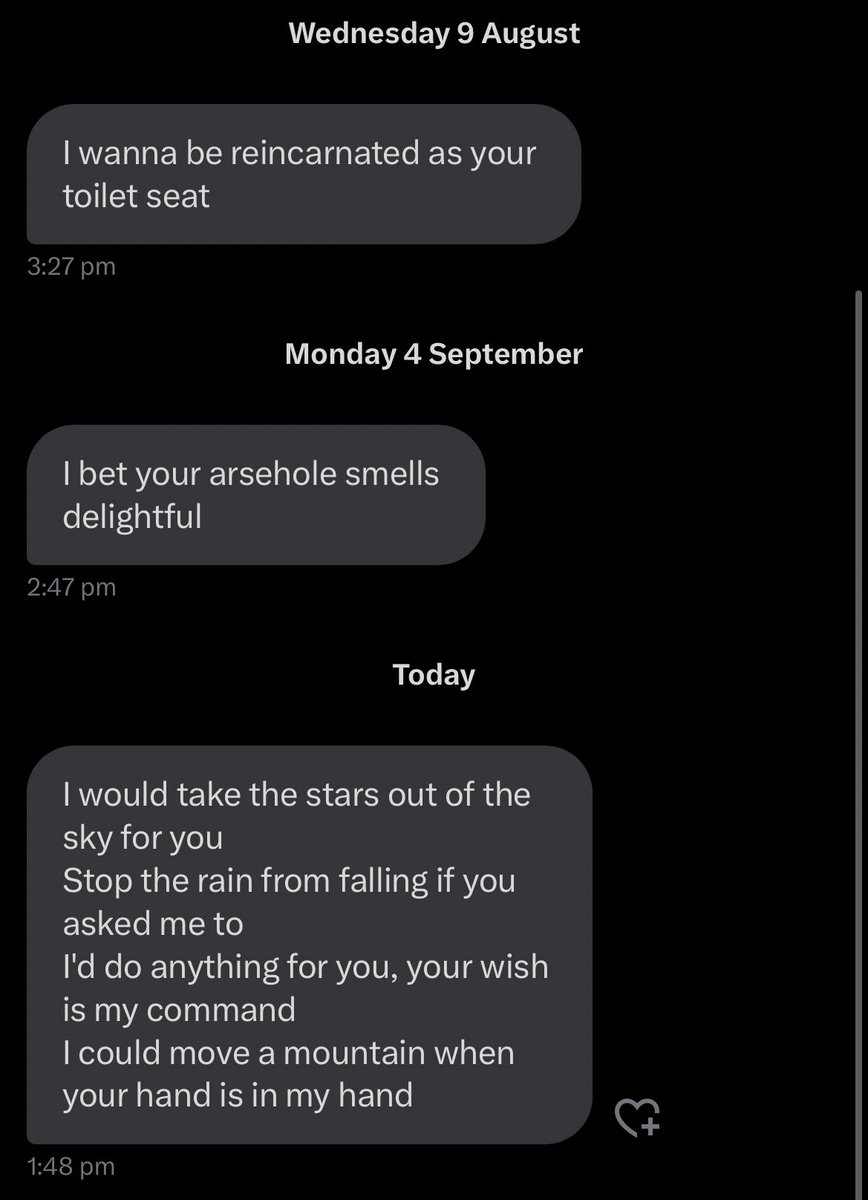 _altxx's tweet photo. It’s not often I’m lost for words but the difference in these messages actually has me speechless https://t.co/btQtDn6eXq