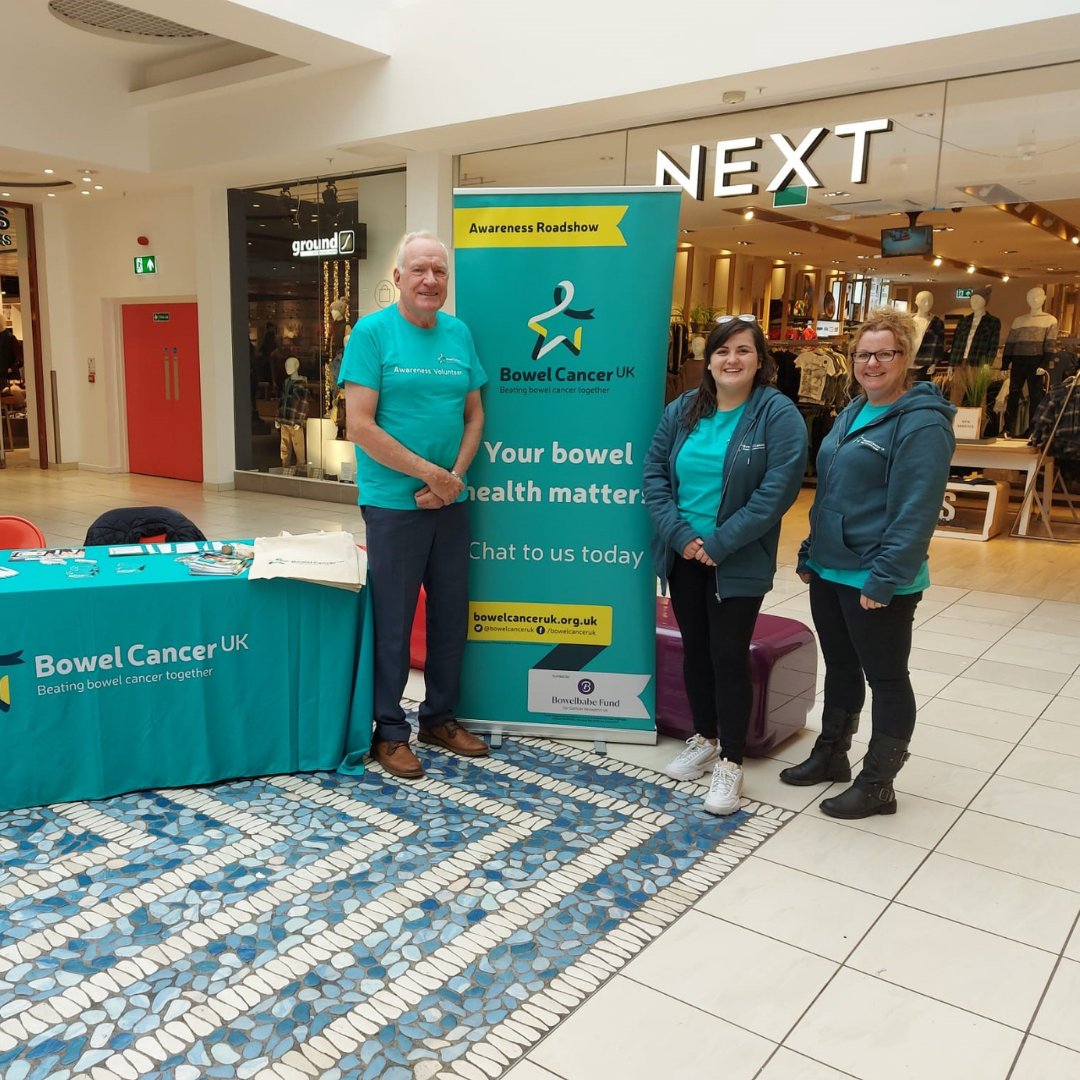bowelcanceruk's tweet photo. It’s the second day of our #Belfast roadshow and today we’re at @abbeycentre

Our volunteers are here to chat all things #BowelCancer and help raise awareness of the disease.

P.S. We’ve got an inflatable bowel (educational and fun for all ages) – come and say hi 👋 https://t.co/T5kLnwwQr1