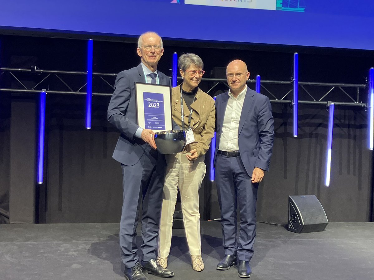 Earlier this month CamAPS FX creator @_RomanHovorka was awarded the <a href="/EASDnews/">EASD</a>/<a href="/novonordiskfond/">Novo Nordisk Foundation</a> Diabetes Prize for Excellence 🏆 

Have a look at the brochure and video below which showcase his achievements:  

📄 bit.ly/46N9NiA 
📽️ bit.ly/3tAX5VY