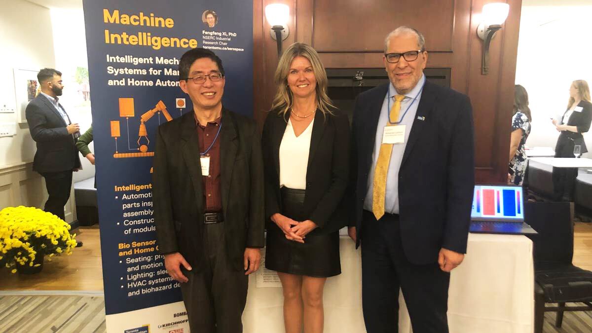researchTMU's tweet photo. .@TorontoMet professor Fengfeng (Jeff) Xi attended a @OntUniv reception at Queen’s Park yesterday showcasing how university-led research and innovation helps boost advanced manufacturing in Ontario. #AdvancedMFG @FEAStorontometu https://t.co/TfZ2sbPGuR