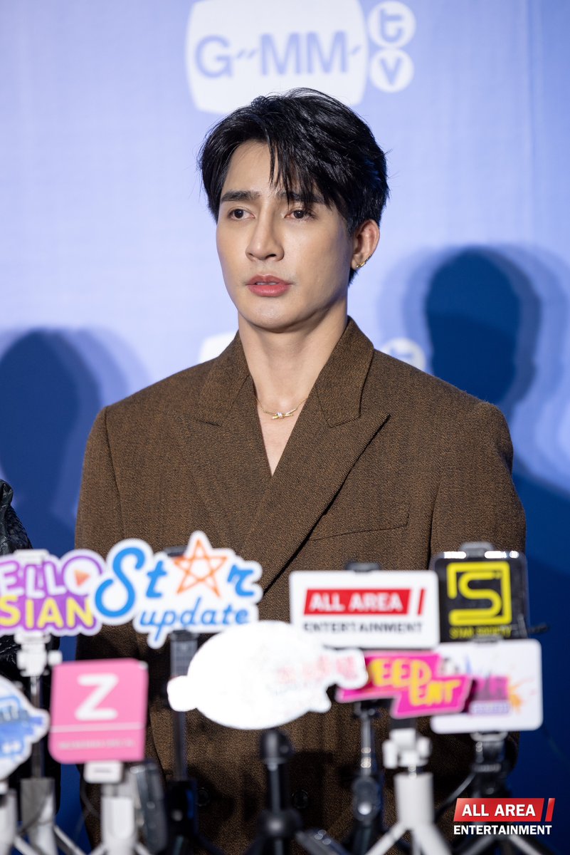 allarea_ent's tweet photo. “เอิร์ท - มิกซ์” กับซีรีส์เรื่อง Ossan’s Love Thailand

EARTHMIX X GMMTV2024

#EarthPirapat #mixxiw 
#เอิร์ทมิกซ์ #EarthMix
#OssansLoveTH
#GMMTV2024PART1 #GMMTV https://t.co/Glkcmo18jk