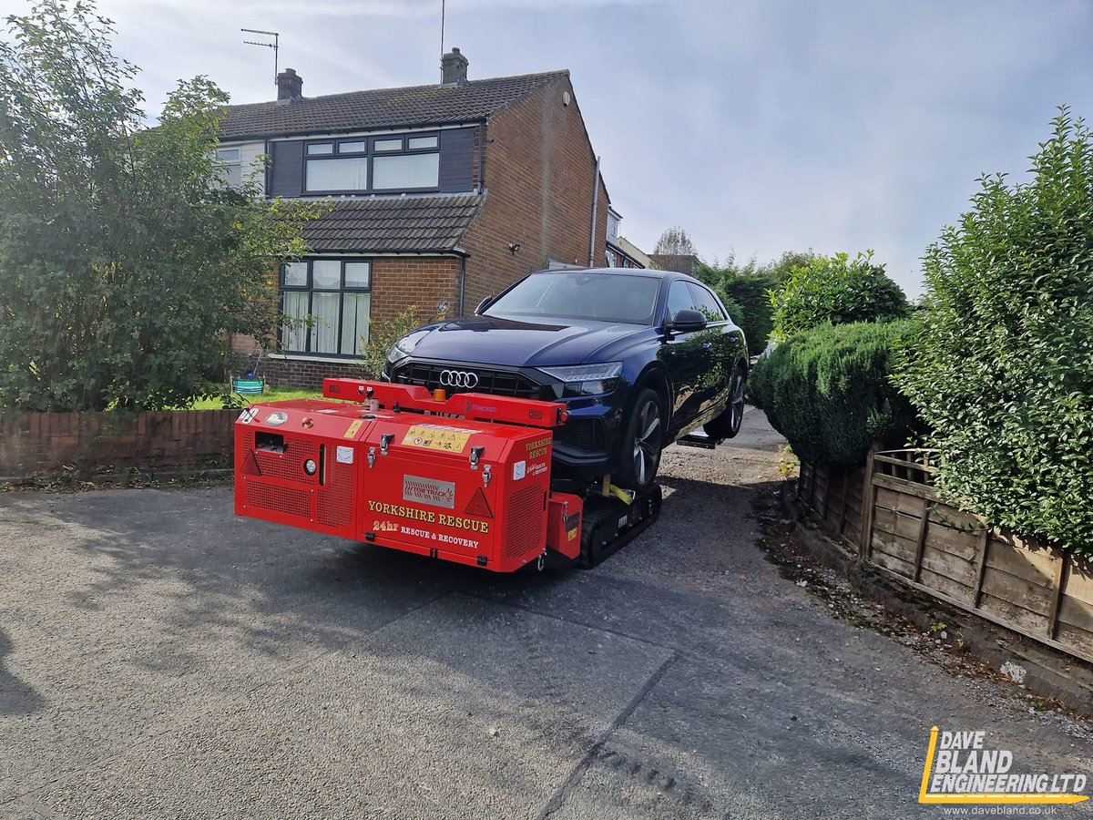 Dave_Bland_Eng's tweet image. Yorkshire Rescue showing just how easy the TowTrack is! A perfect fit into any recovery business, to get hold of yours, just drop us a message on any of our socials, email sales@davebland.co.uk or give us a call on 01759 372 515
#towtrack #daveblandengineering #recoveryvehicles