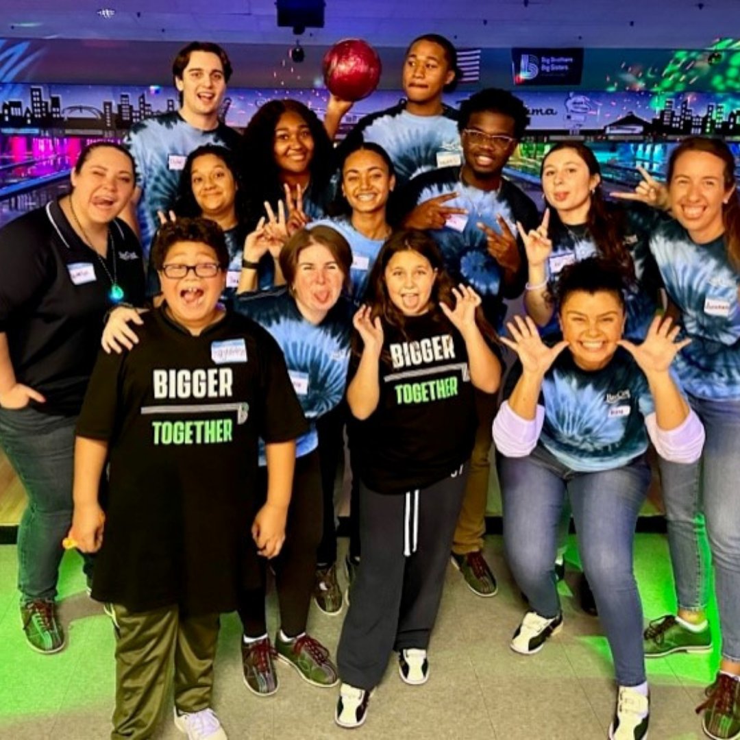 BayCoastBank's tweet photo. What an incredible time we had participating in the Big Brothers Big Sisters of Rhode Island "Bowl for Kids' Sake" event! This fundraiser aided BBBSRI in providing life-changing mentorship to deserving young people in our community. https://t.co/rFbsEAPA3Y