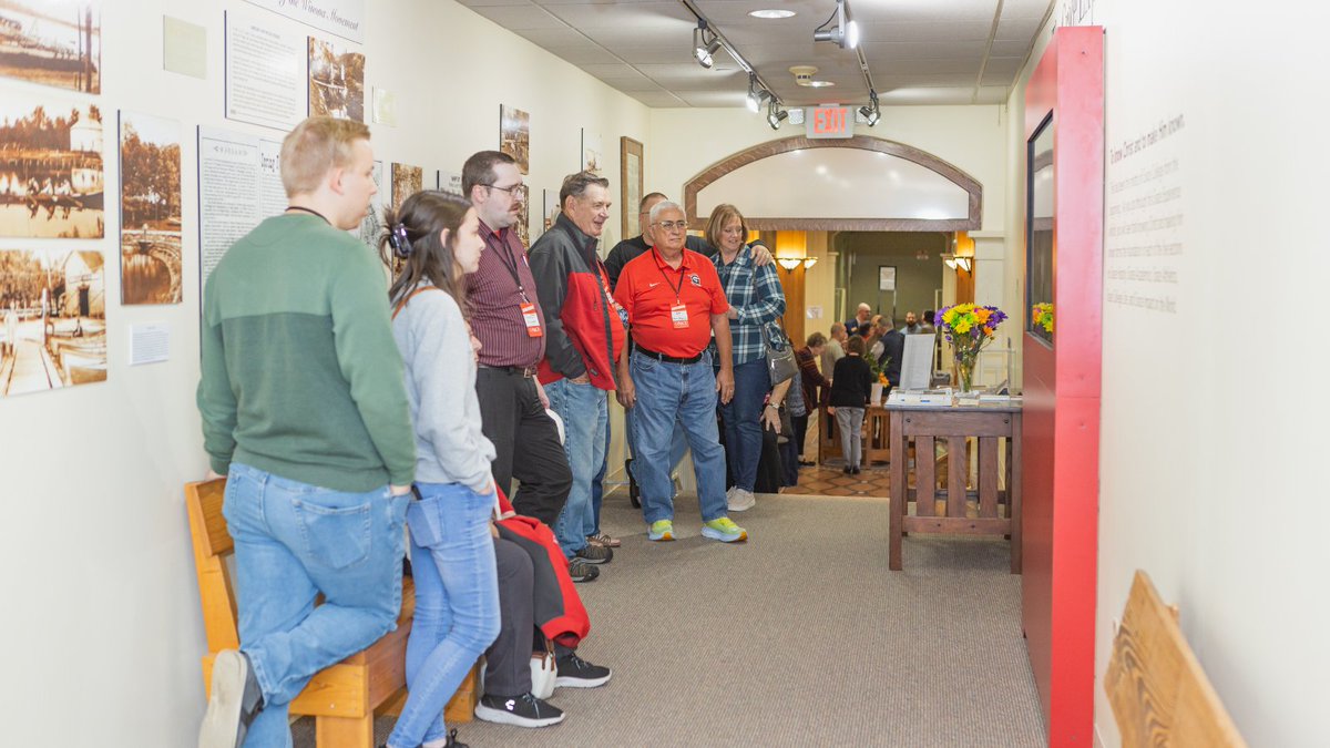 gracecollege's tweet photo. We just dedicated a new memorial to honor Wayne Snider. Check it out at the Winona History Center! 

#GraceCollege #WaysOfGrace #WinonaLake #ConnectedCommunity https://t.co/i2qw8xqpYp