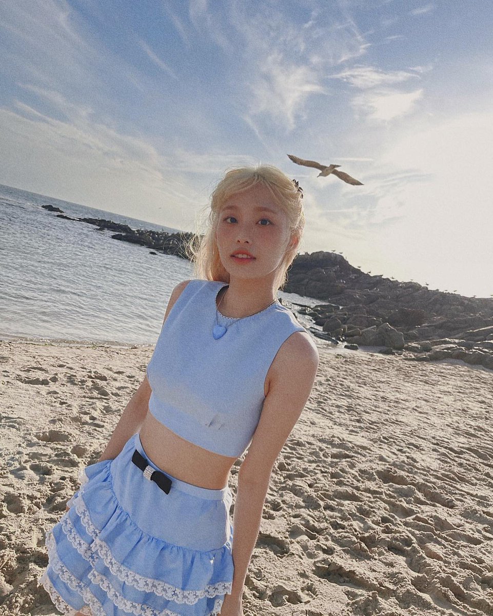 chuurang012's tweet photo. 지우 인스타 너무 예뿌잔냐.. https://t.co/RM5kTkrECg