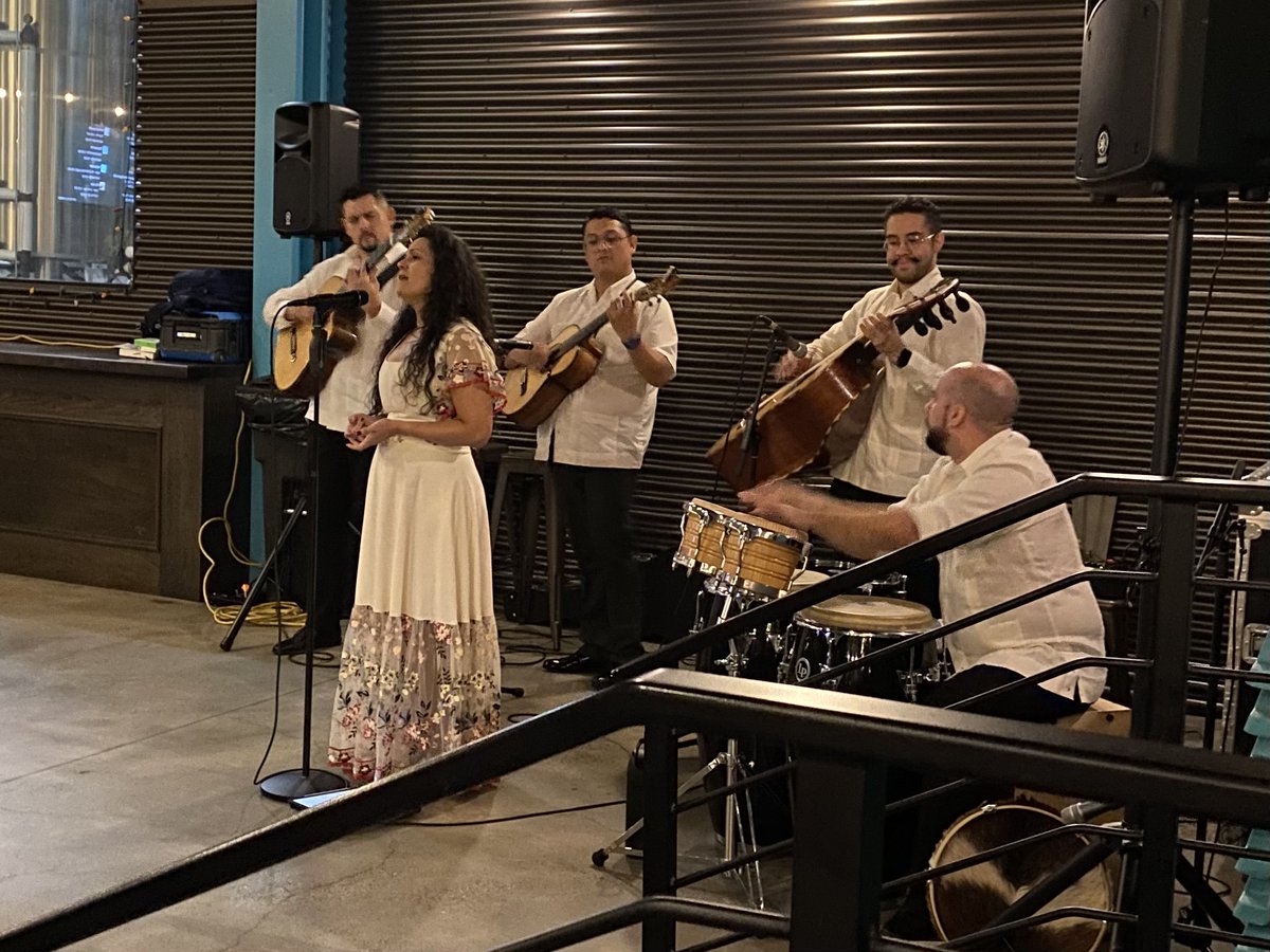 We're still beaming after our season opening concerts! Reencuentros featured Cecilia Duarte, Trio Chapultepec, and Jesús Pacheco in colorful Latin American songs and instrumental music. Take a look at the photo from the performance at Five Boroughs Brewing Co.!

#5BMF