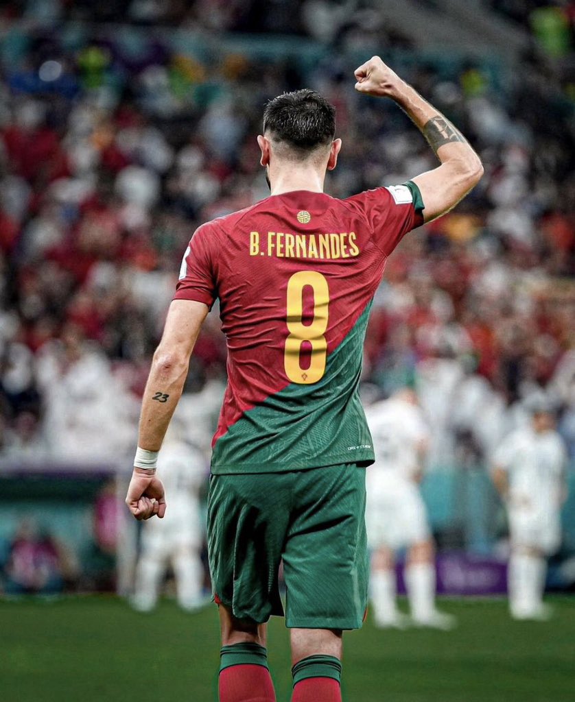 🚨🚨🎙️| Roberto Martínez: "Bruno Fernandes is a dream for a coach. Technically, he has a vision of the game that I find to be of exceptional quality. He has adapted to many positions, he gives balance, it's a key player for us."