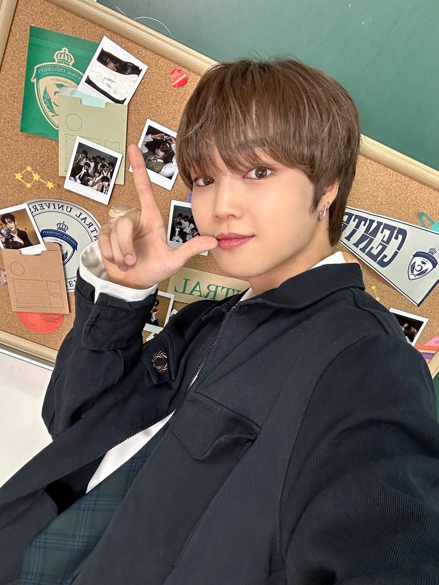 YOUNITE_twt's tweet photo. 유니즈 !!!!! 이번 활동도 다치지 않고 같이 행복한 추억 만들어가요 !!!!! 항상 사랑합니다 🩵🩵

#은호 #EUNHO https://t.co/QiLsakFmpz