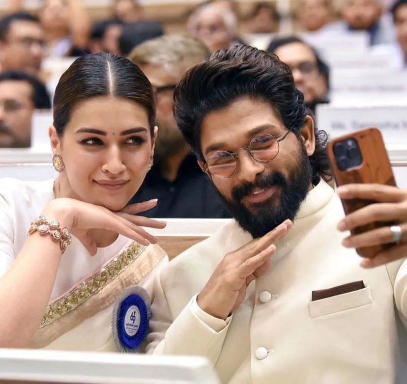 Pushpa & Mimi together! 🥺 

#AlluArjun #KritiSanon #Pushpa #Mimi #NationalAwards