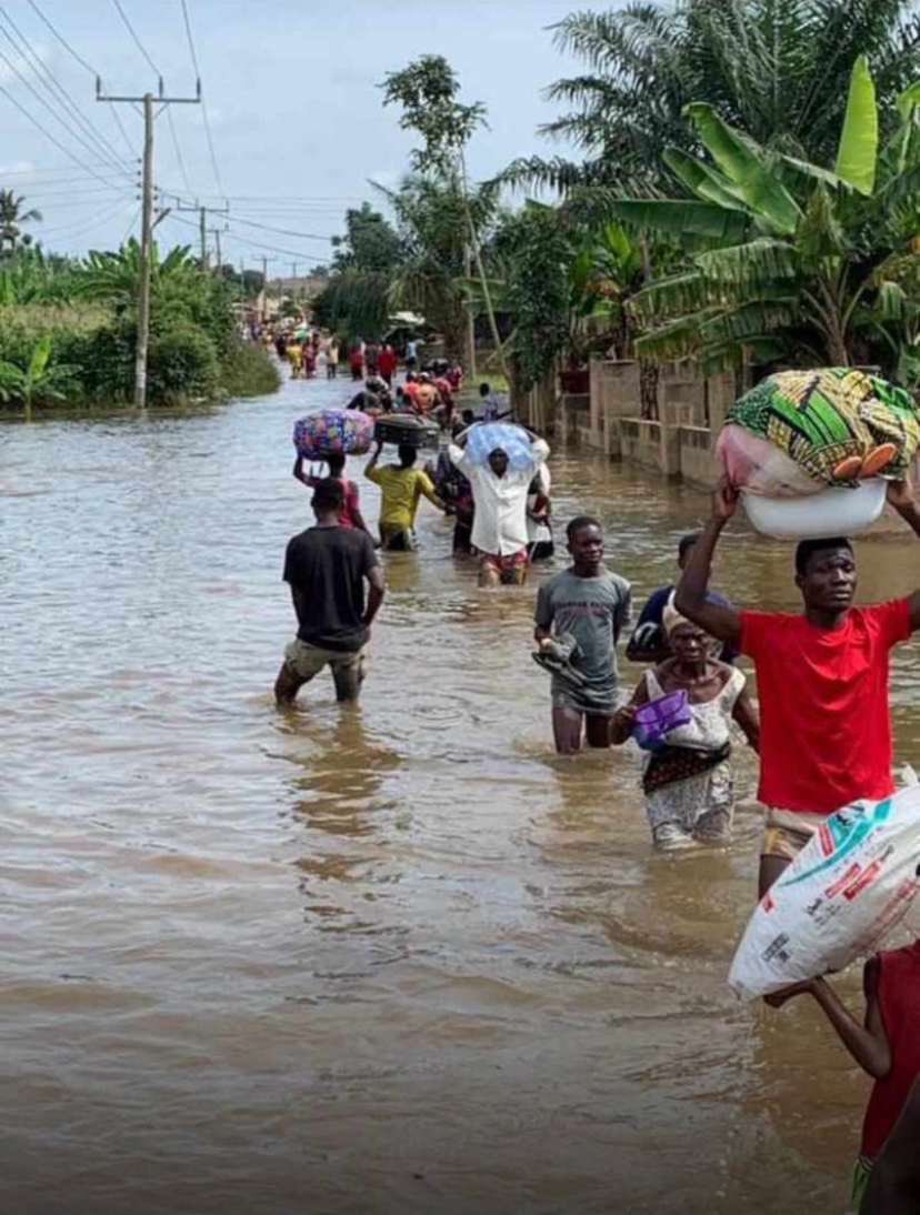 Sources say Akufo-Addo intentionally ordered the spillage of the Akosombo Dam to flood the people of lower Volta as a payback for not voting for him (The NPP). Wicked!