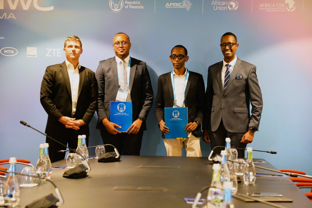 RwandaICT's tweet photo. On the sidelines of the #MWCKigali, @RWandaICT signed an MoU with @SPENNRwanda. The partnership aims to promote cashless &amp; digital financial inclusion. #MWC23 #TwagiyeKashiresi https://t.co/GJrj0jharD