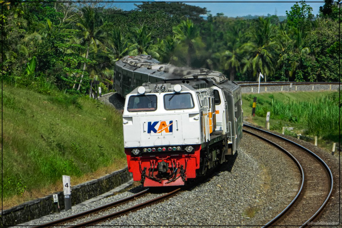 Kereta Api Indonesia tweet media