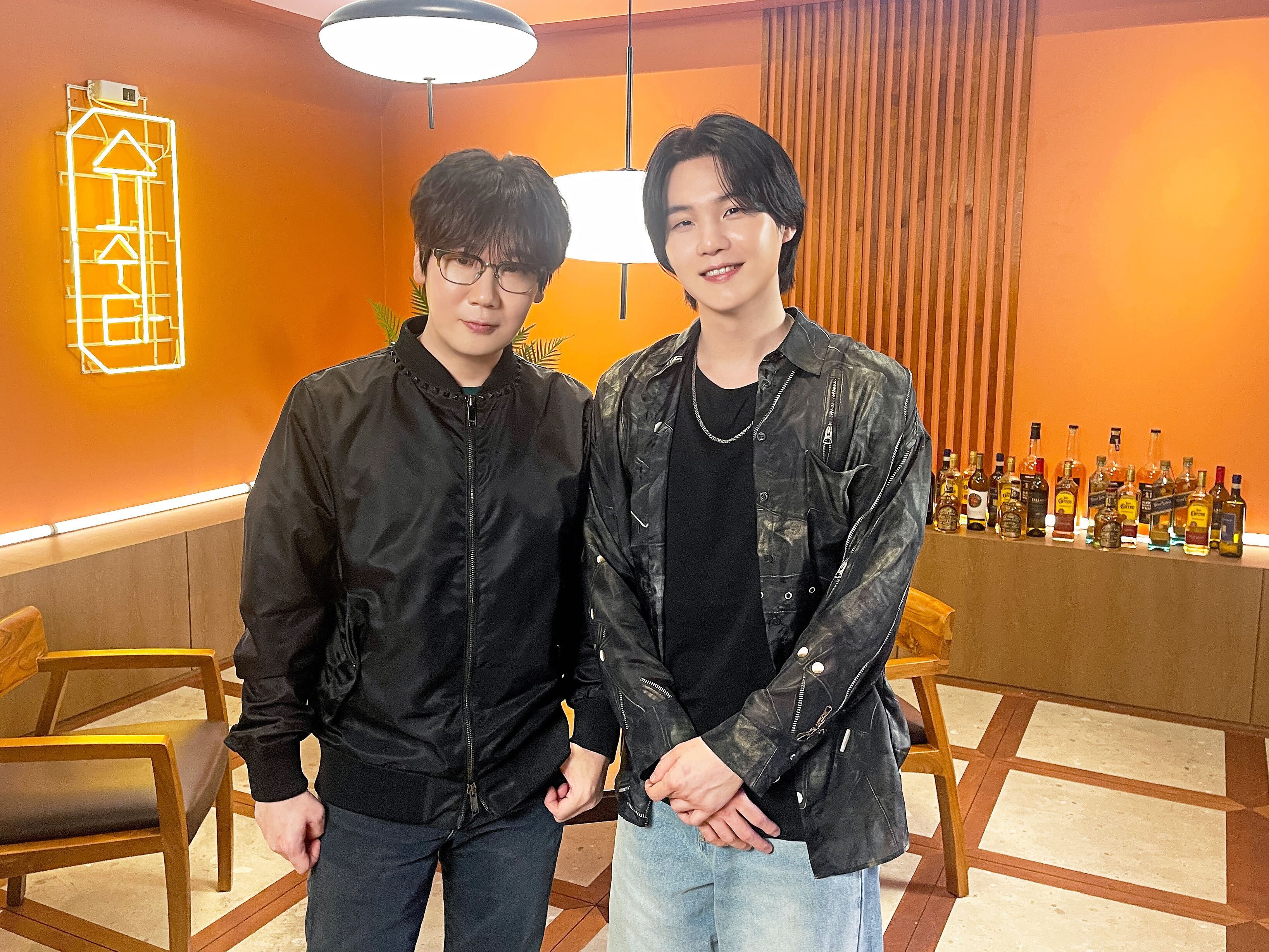 F8pUyTaa0AAHgAB?format=jpg&name=4096x4096