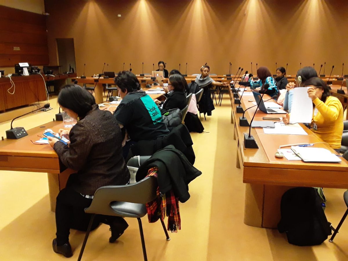 2018aiwo's tweet photo. Presentation by the Universal Periodic Review programs officer at the ongoing #Cedaw  training on programmes and the role of Civil Societies as one of its Stakeholders.
#Indigenouswomen
#WomenandGirlsrights
@Docip_en @IIWF @MADREspeaks @IinKenya https://t.co/hChGHaMmc8