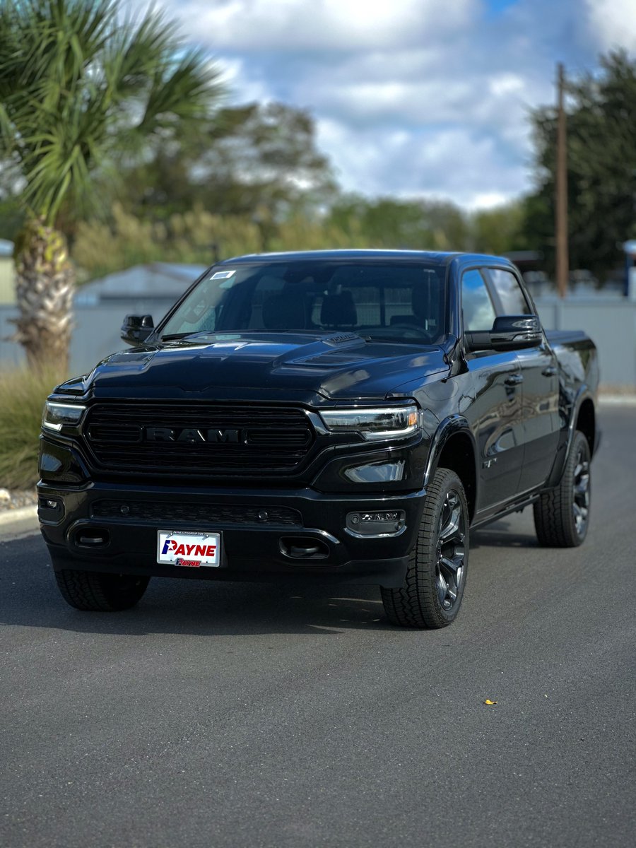 payne_edinburg's tweet photo. Experience the elegance of the night with the RAM 1500 Limited Midnight Edition, now available at Payne Edinburg Chrysler Dodge Jeep RAM.

Elevate your driving experience.

Visit us in store or online at https://t.co/yfGRi1ZUPc

#RAM1500Limited #MidnightEdition #PayneEdinburg https://t.co/J1V3eSTi8Z