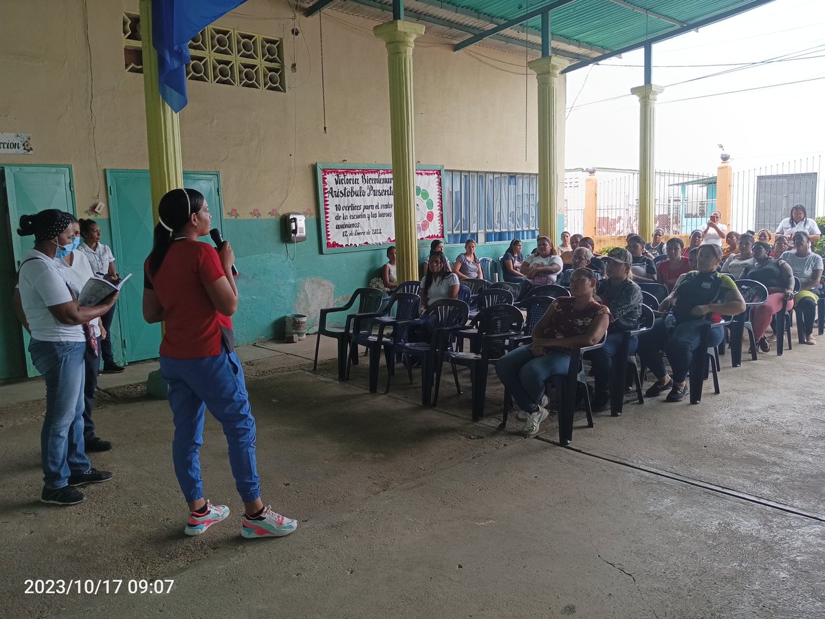 saraihsalas's tweet photo. Charla Dirigida a madres de la E.P.B. sobre la prevención del Cáncer de Mamá, dirigida por el personal de salud de la comunidad de San José de Tiznados https://t.co/oYIxoJtXBB