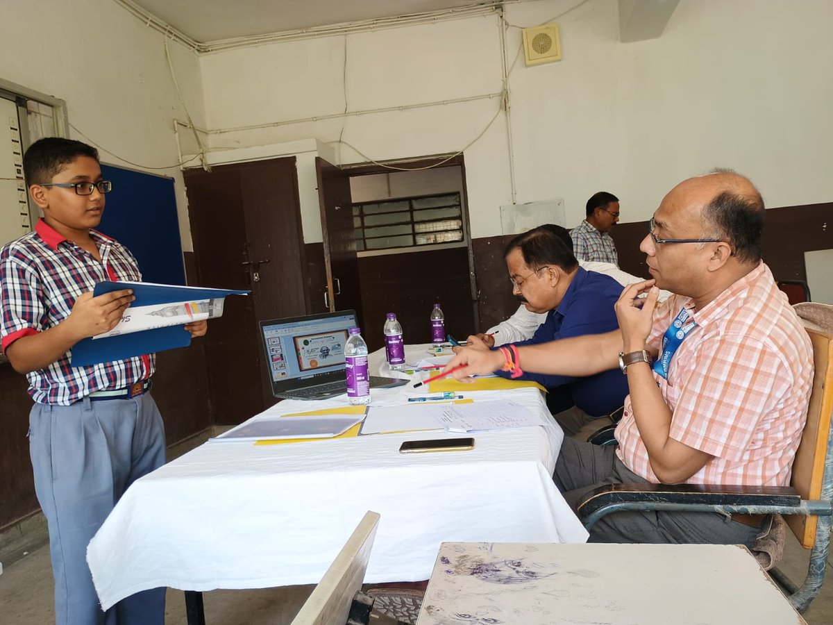 rmrims's tweet image. 🔬Celebrating World Health Literacy Month!
Our esteemed scientists have stepped up as judges on the NCSC panel to inspire and guide the next generation of 🇮🇳 scientists at KV No.1 Patna.
Let&apos;s nurture a passion for science and health together! #HealthLiteracyMonth #ScienceEd