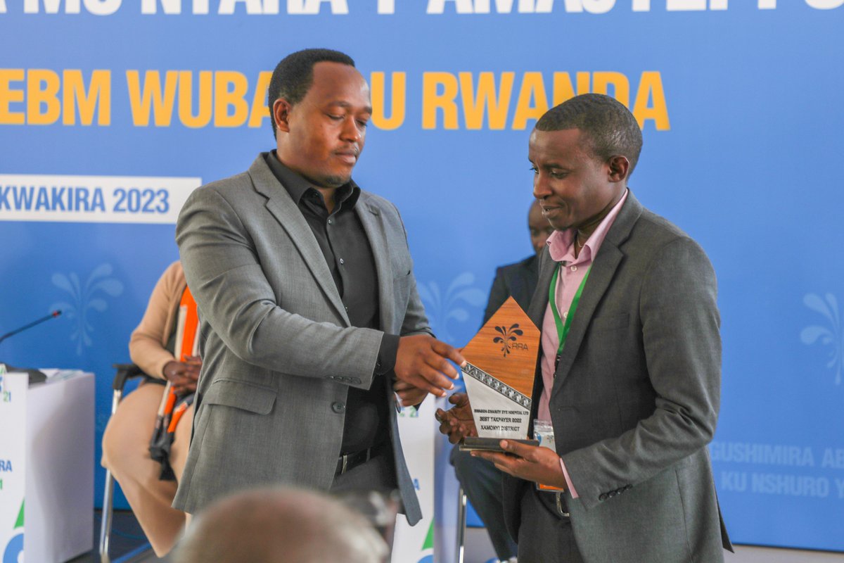 RWANDA CHARITY EYE HOSPITAL LTD, Ivuriro rivura amaso riherereye mu karere ka <a href="/Kamonyi/">Kamonyi District</a>  niryo ryabaye indashyikirwa muri aka karere. Ryinjije mu isanduku ya Leta umusoro ugera kuri 305,150,046Frw mu mwaka ushize w’ingengo y’imari.
#TAM2023