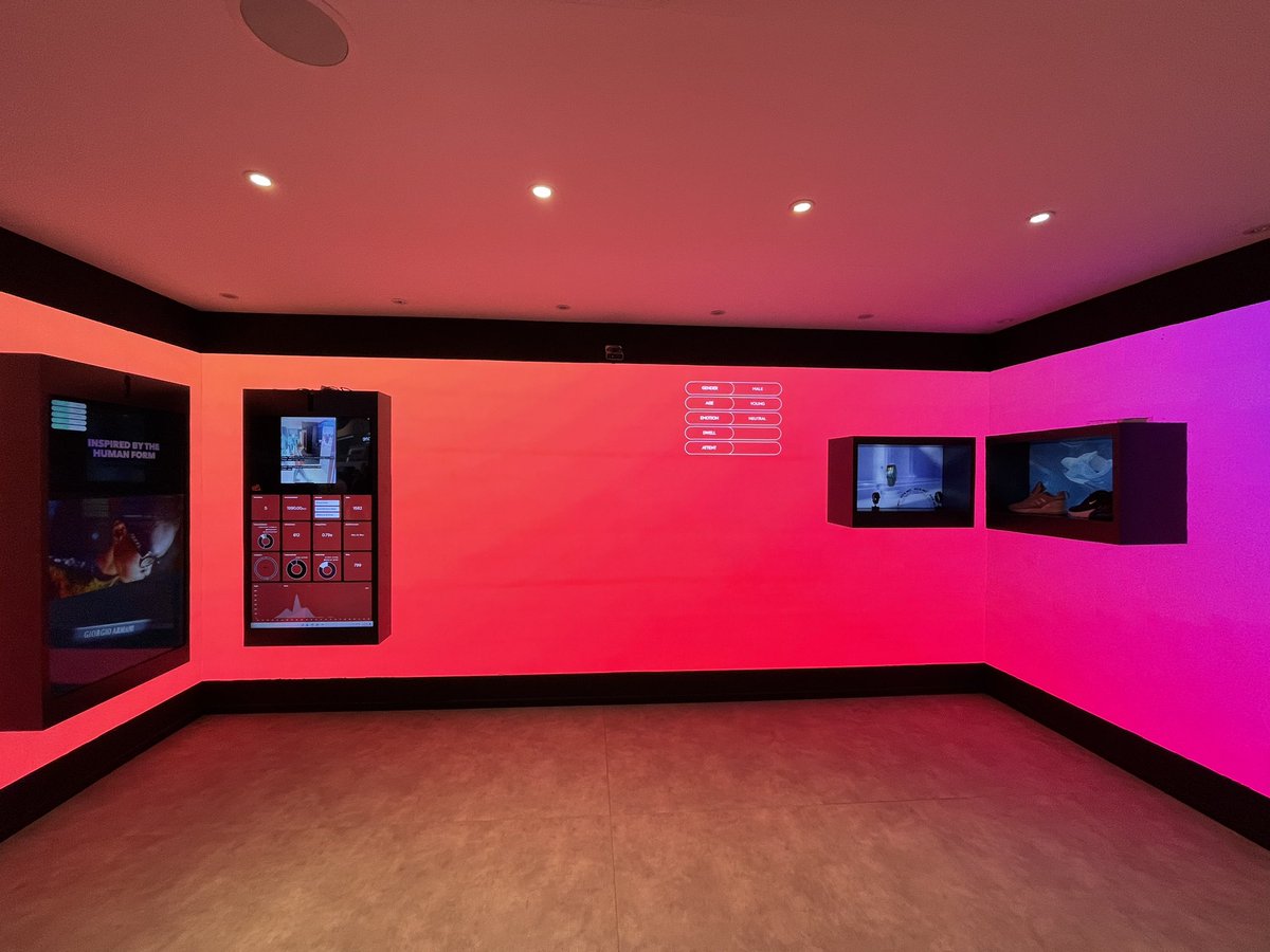 eAnd_Life's tweet image. Explore Broox smart shelves, interactive tables, and audience analytics, at @etisalatAnd Pavillion. All are designed to enhance your retail experience linked to the @eandmoney app for easy payments.

#eAndAtGITEX #Retail #SmartTechnologies #GITEXGLOBAL