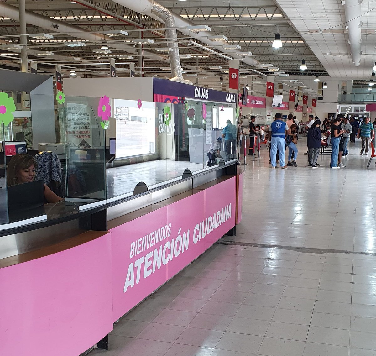 MuniSaltaok's tweet photo. #BuenMartes👋 Después del fin de semana largo, todos los servicios municipales están funcionando con normalidad. 

📍Acercate al CCM a hacer tus trámites de 08:00 a 20:00 hs.

¡Te esperamos! https://t.co/J1cfPFSwM5