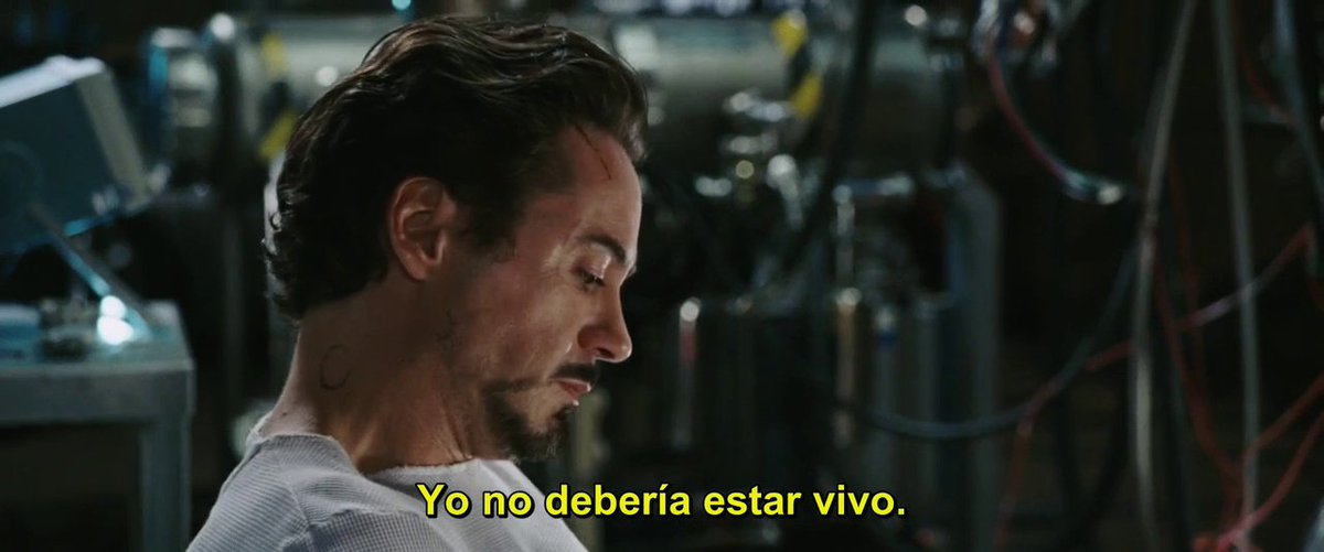 juegoofthrones's tweet photo. Iba a decir buenos días pero hoy es el día en el que muere *se pone de pie* Tony Stark, mi personaje favorito y con él murió mi amor por el MCU, ya nada fue lo mismo sin él. https://t.co/plOI12RQuB
